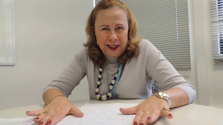 Bastos, Maria Helena Camara